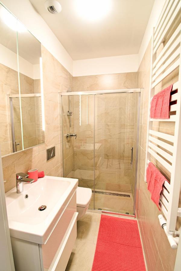 City Life Apartments Krakow Ngoại thất bức ảnh